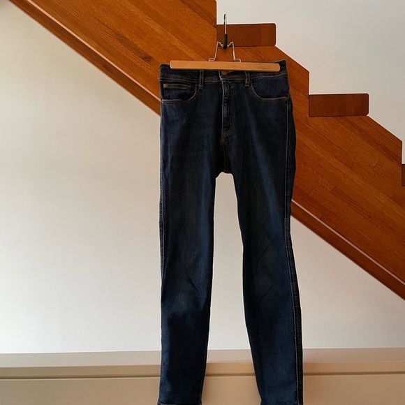 Sezane Slim Perfect Jean - Picture 2 of 6